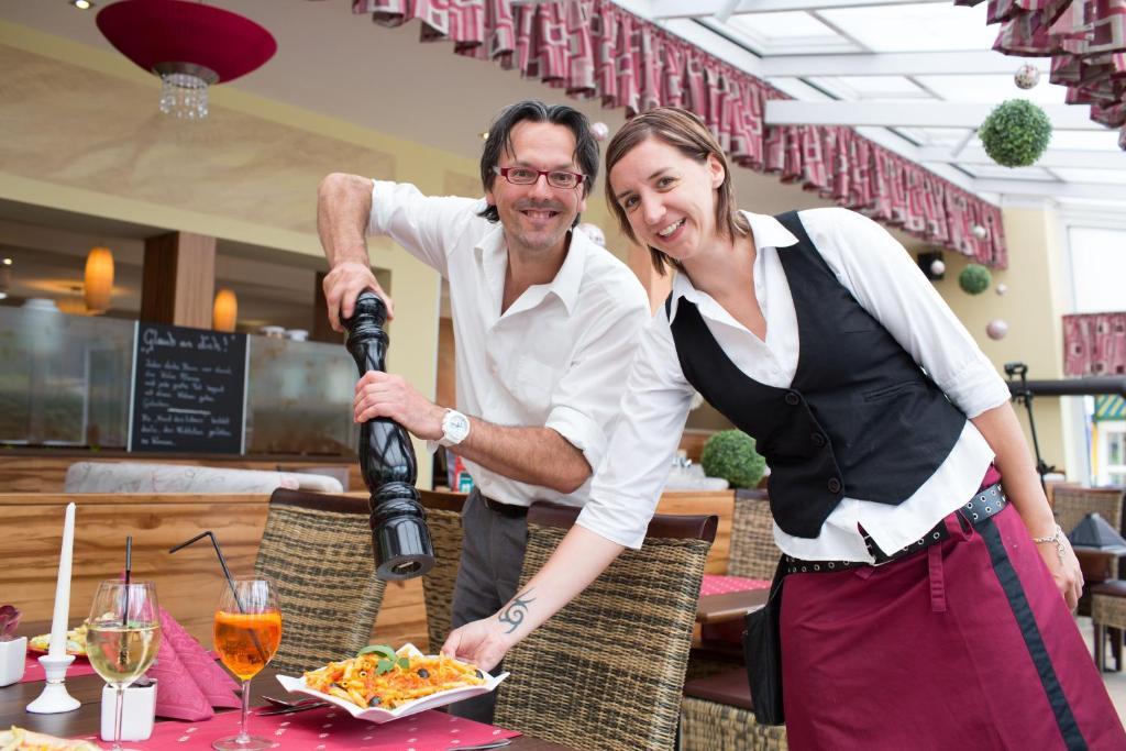 Gaestehaus Krappinger/Pizzeria Mamma Mia Ossiach Eksteriør billede