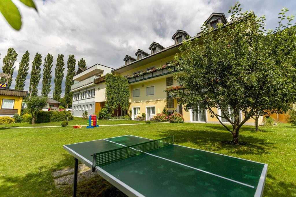 Gaestehaus Krappinger/Pizzeria Mamma Mia Ossiach Eksteriør billede
